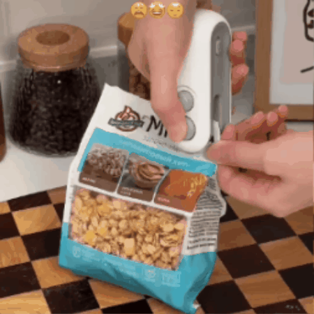 MINI SELLADOR PORTATIL + CORTADOR 2 en 1 RECARGABLE PROTEGE TUS ALIMENTOS - SEGUNDA UNIDAD A 50% OFF